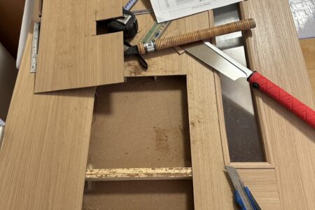 ドア制作中